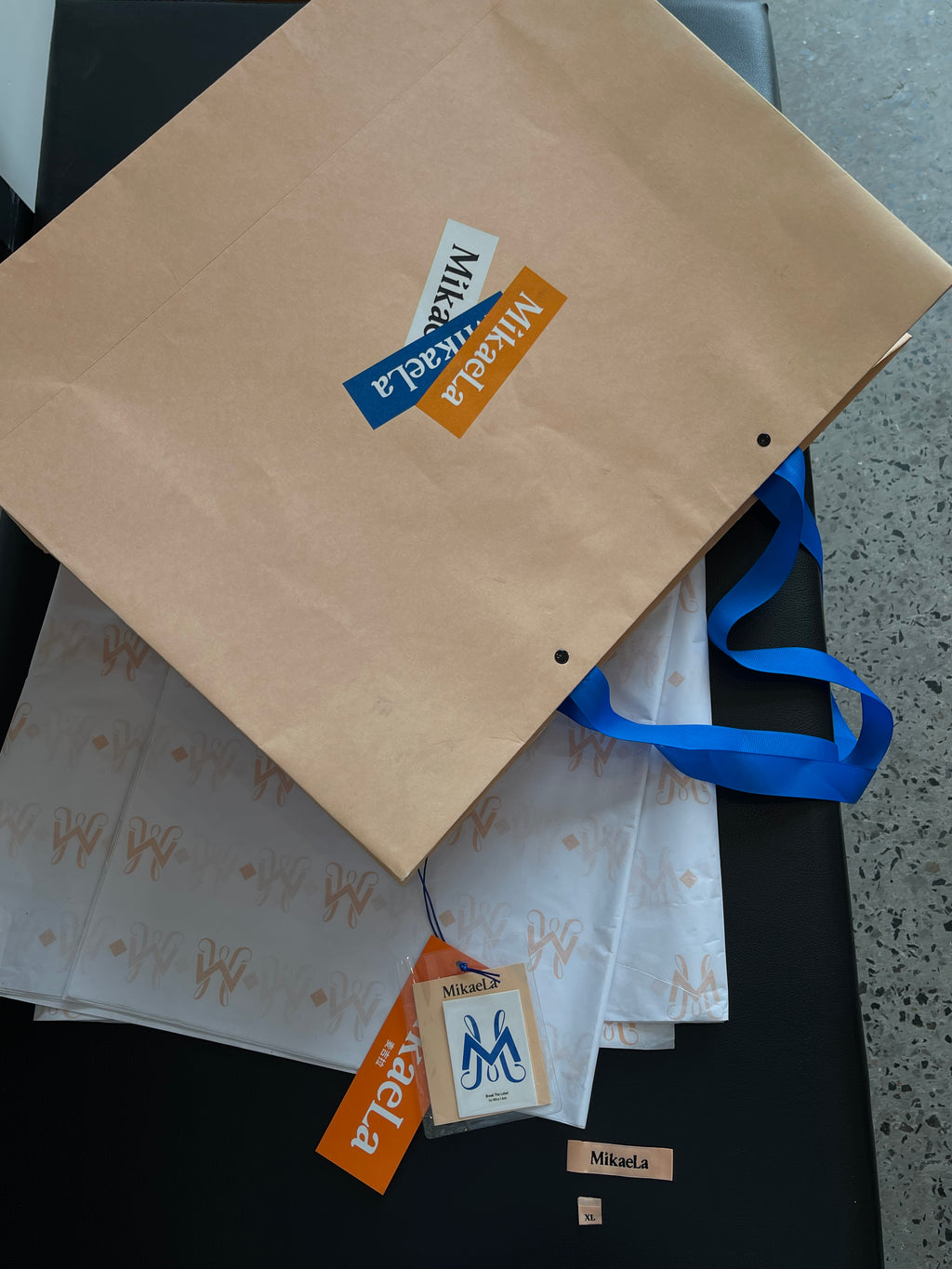 Clothing store tote bag customization, logo printing available, jewelry and beauty store gift bags, takeout shopping kraft paper bags in stock