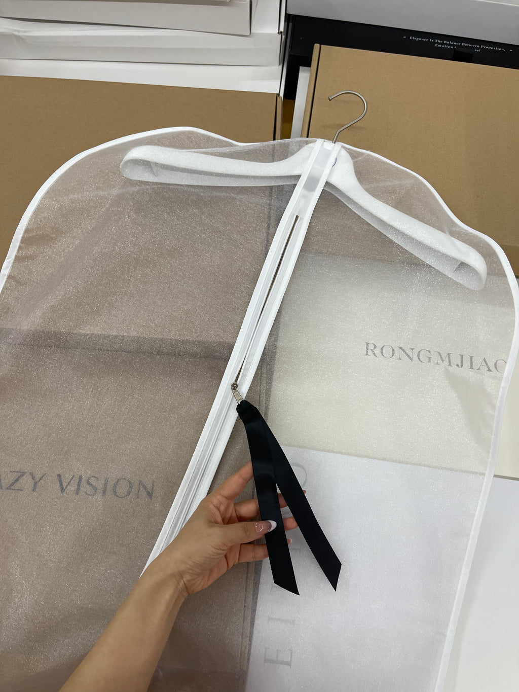 Dape Custom Organza Garment Bag